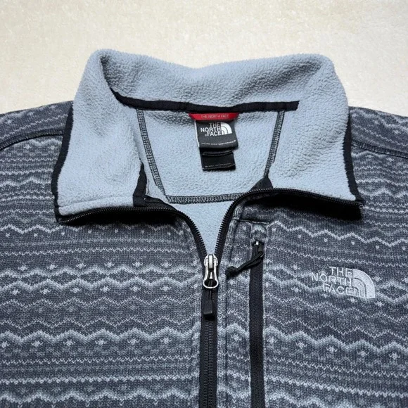 The North Face Mens XL Gray Fair Isle Gordan Lyons 1/4 Zip Fleece Pullover Aztec
